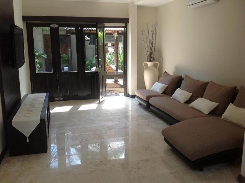 Villa Indah Kuta Royal - Private Pool - Optic Fiber High Speed Internet Dış mekan fotoğraf