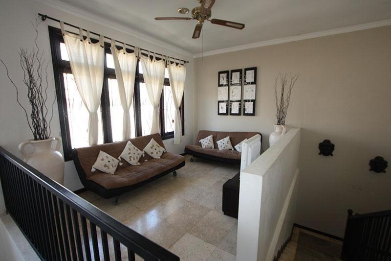 Villa Indah Kuta Royal - Private Pool - Optic Fiber High Speed Internet Dış mekan fotoğraf