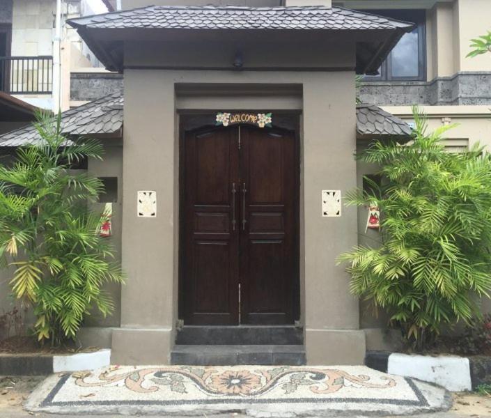 Villa Indah Kuta Royal - Private Pool - Optic Fiber High Speed Internet Dış mekan fotoğraf